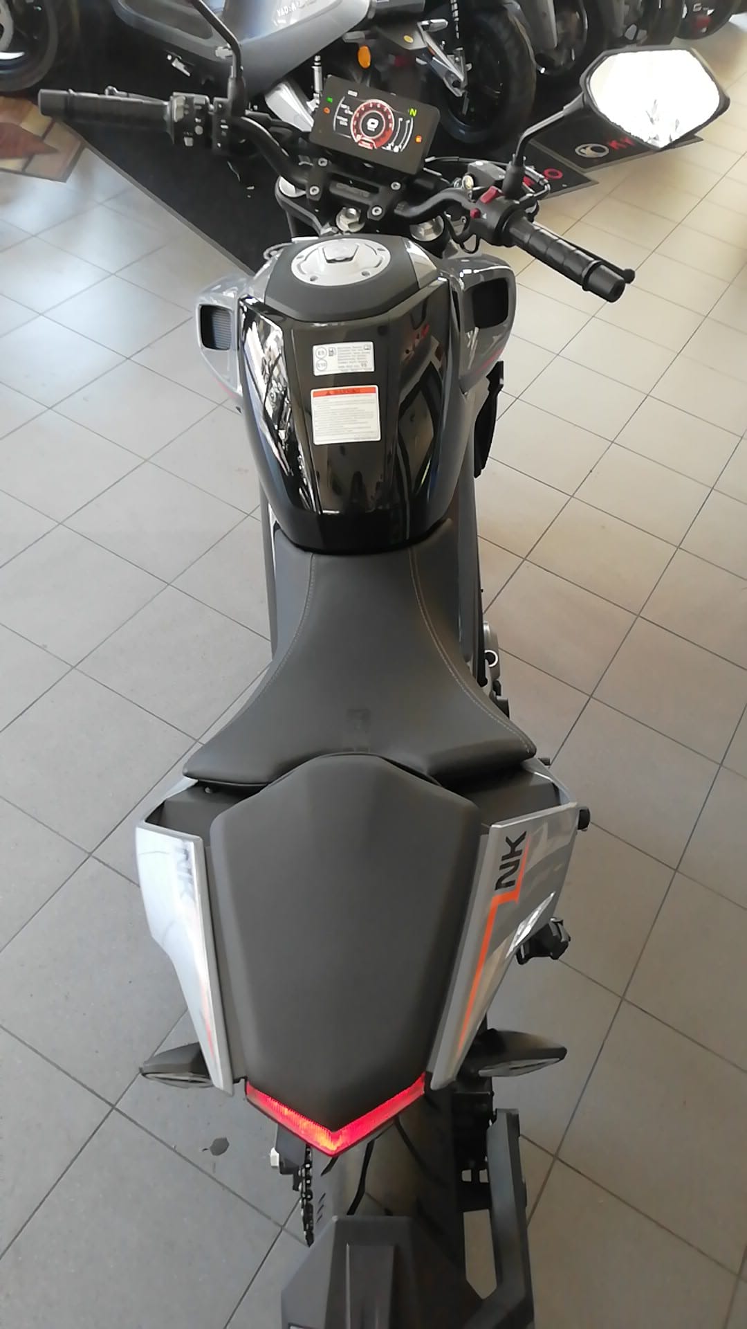 CF MOTO 300NK (2023-24)