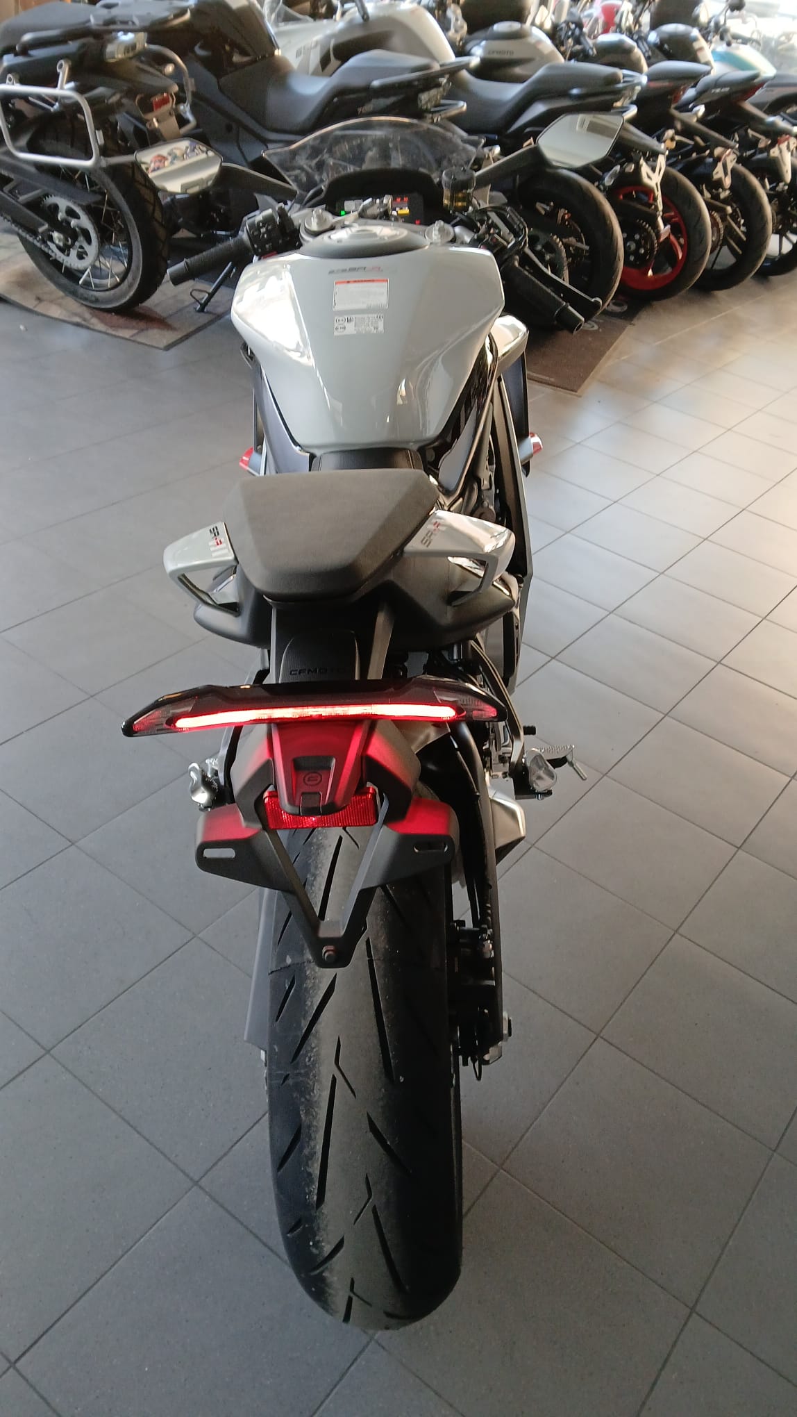 CFMOTO 675SR R (2025)