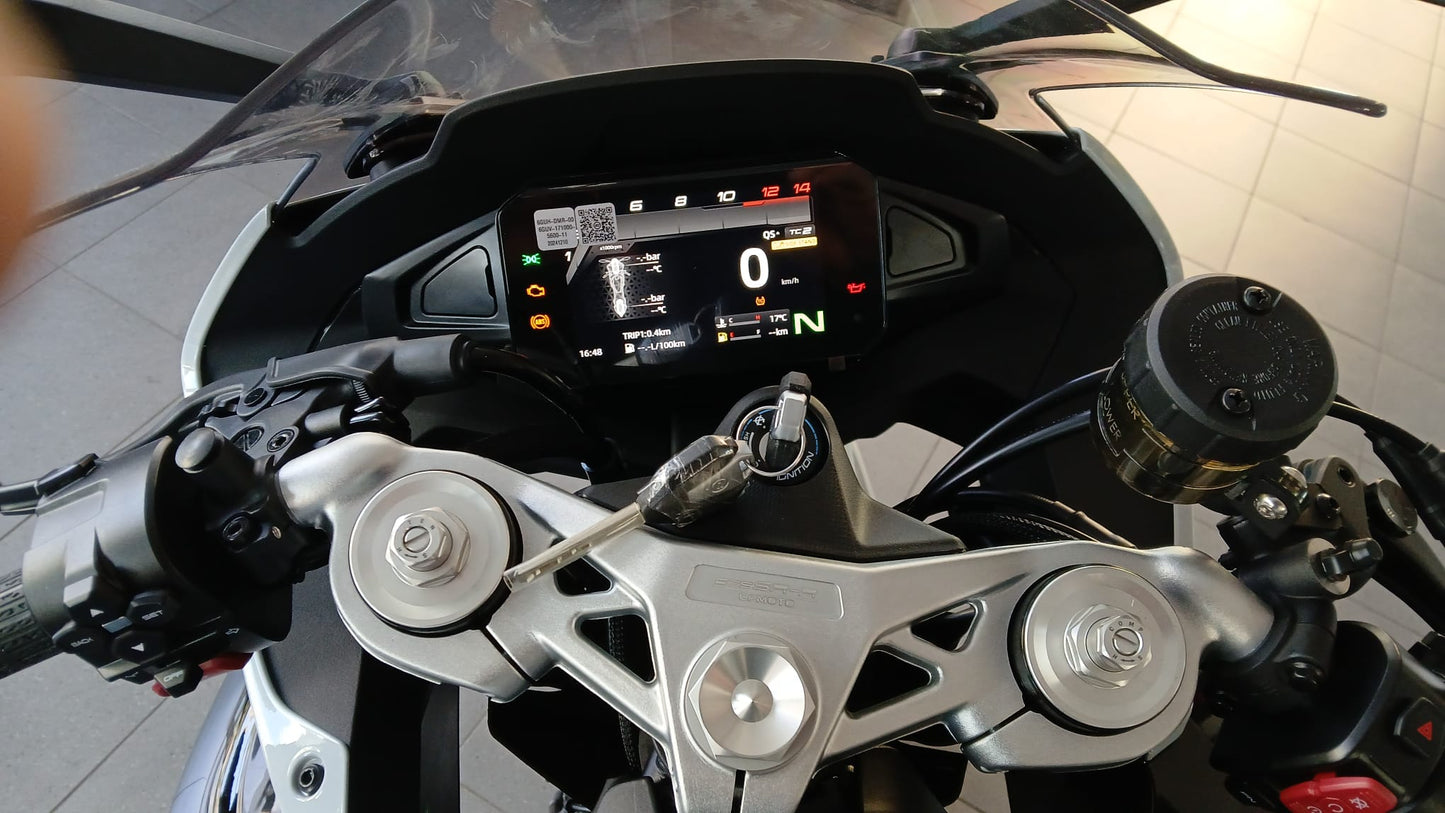 CFMOTO 675SR R (2025)