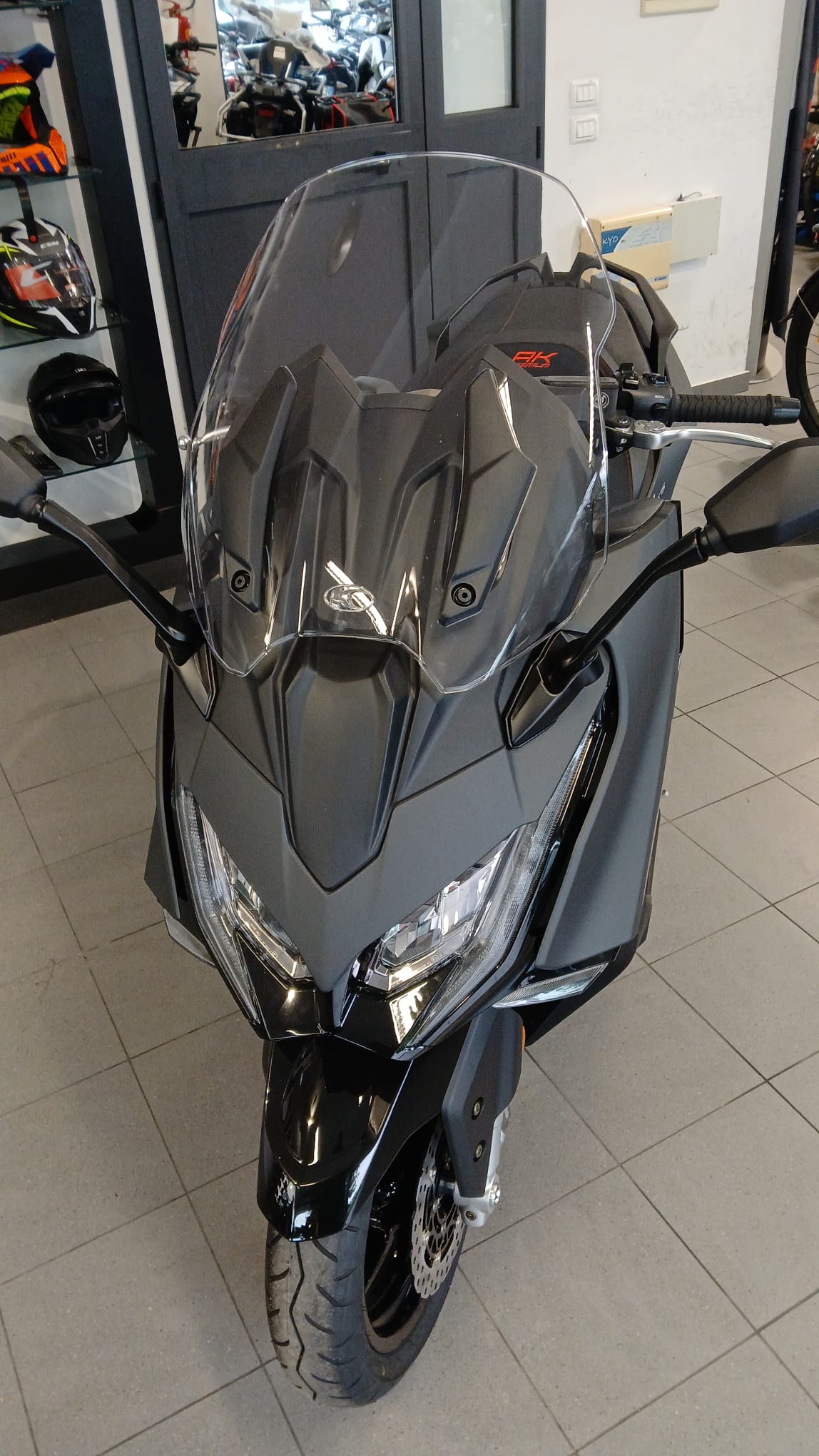 KYMCO AK 575 (2025)