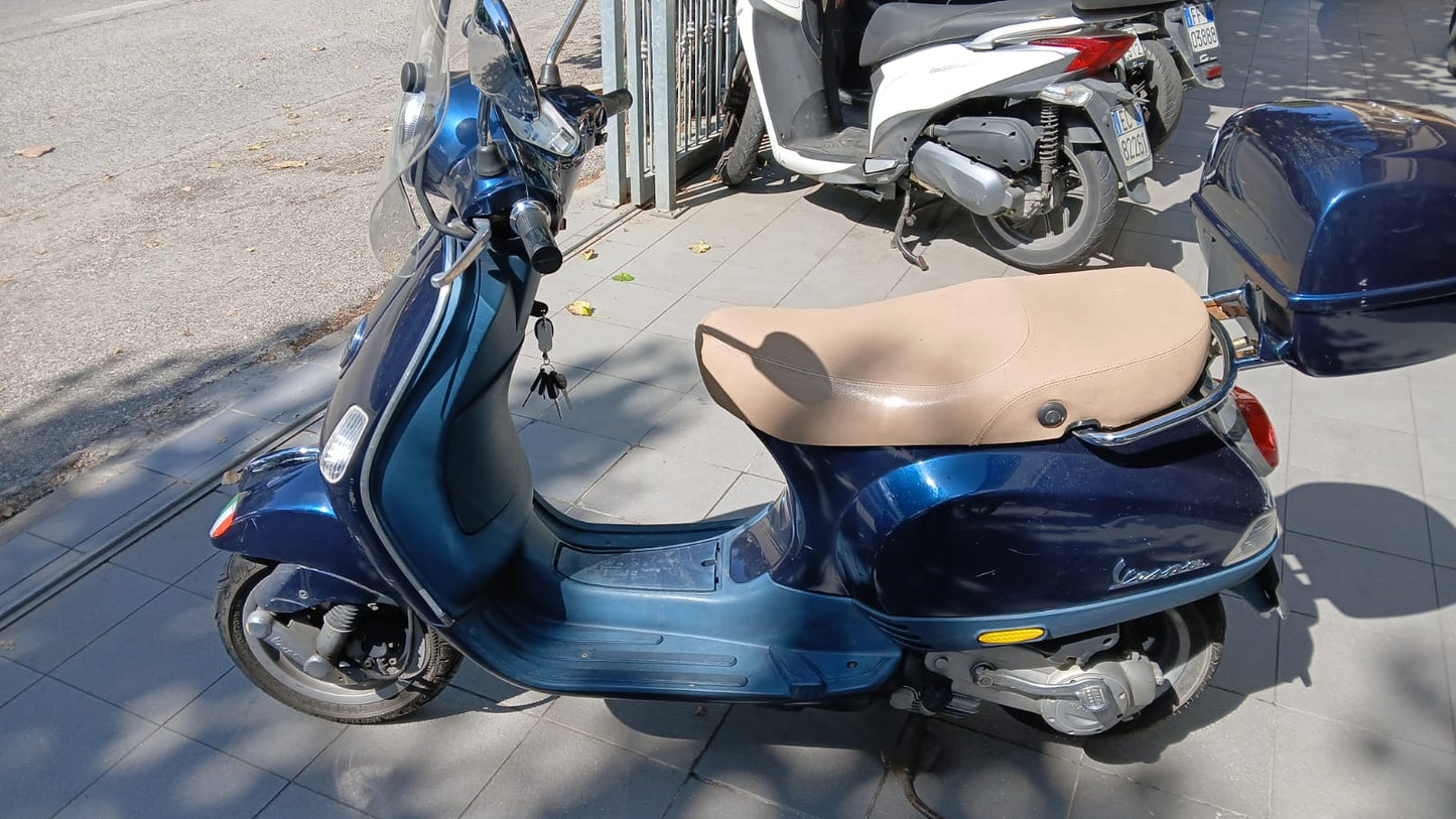 VESPA LX 50