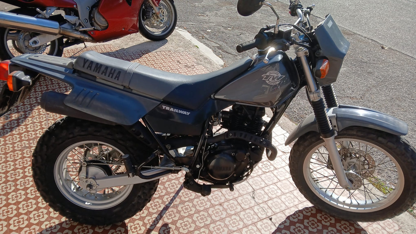 YAMAHA TW 125
