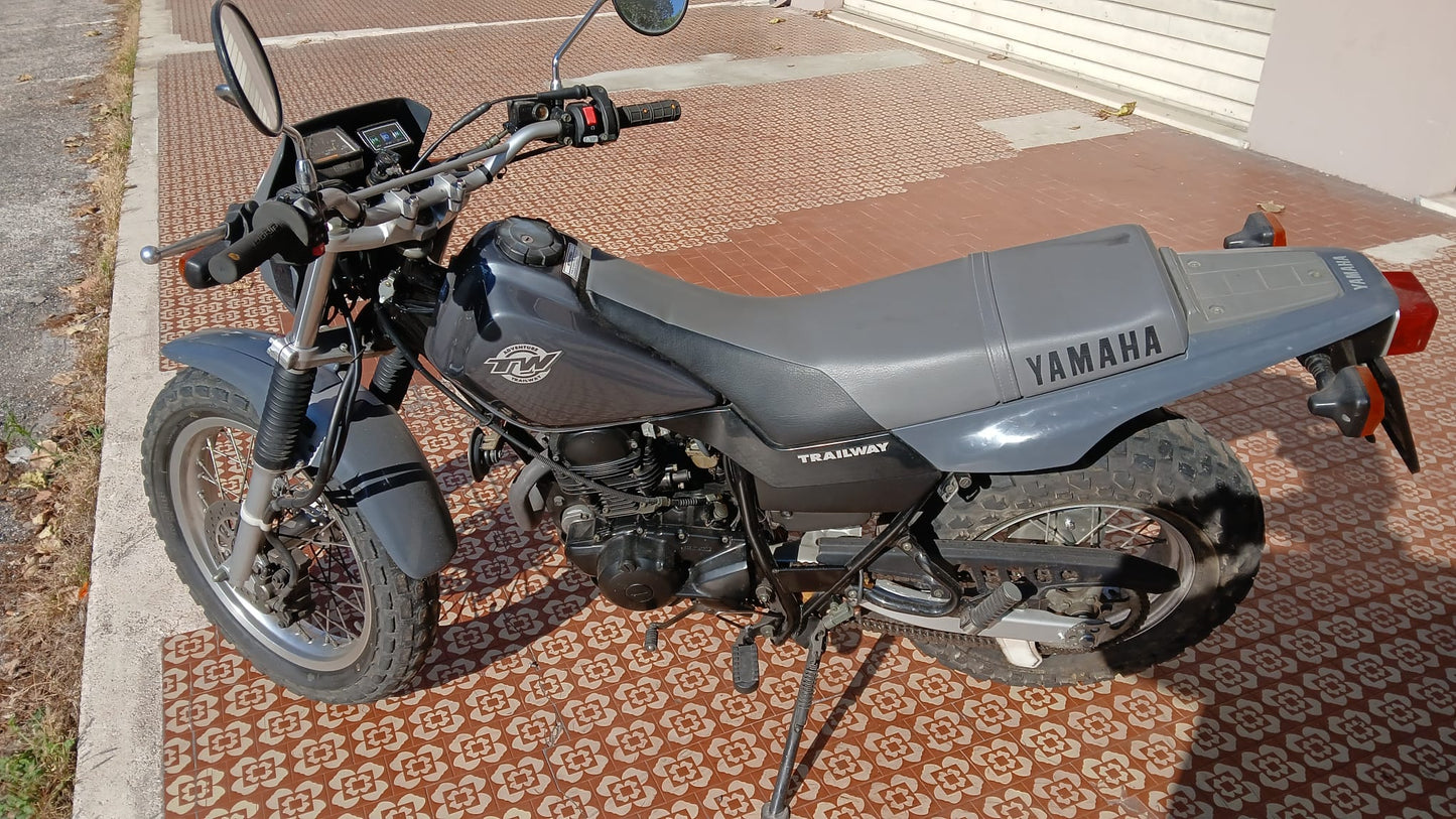 YAMAHA TW 125