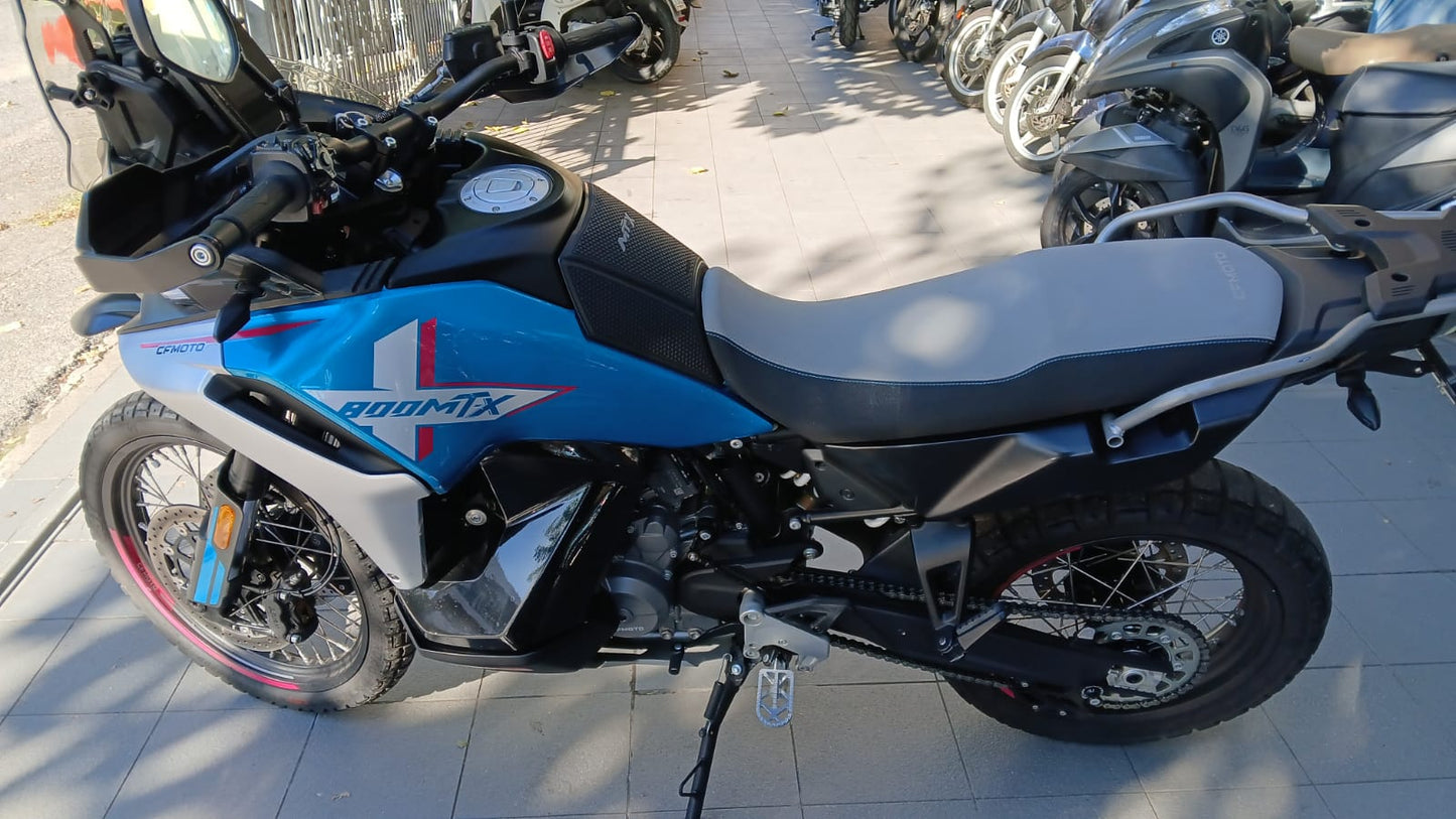 CFMOTO 800 MT-X