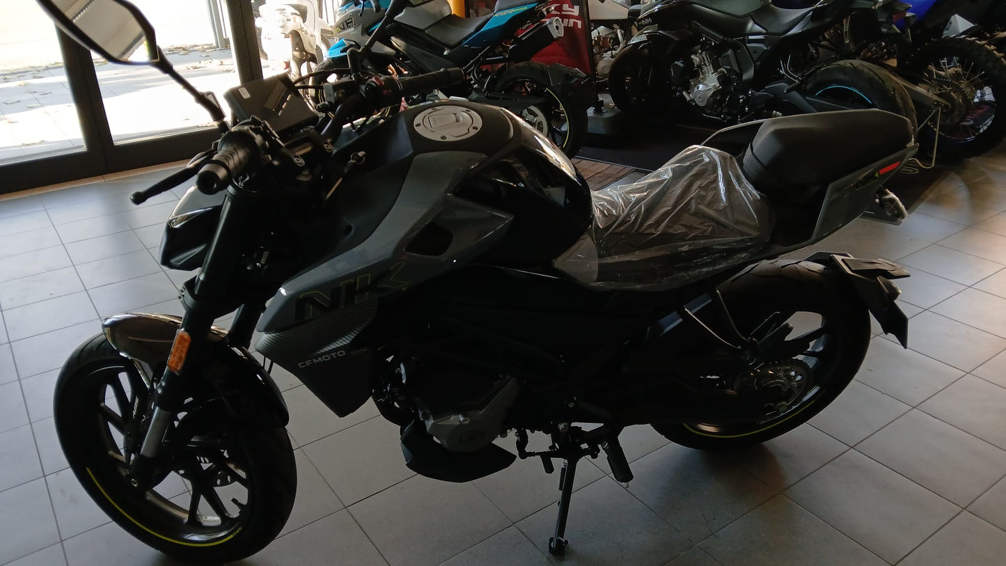 CF MOTO 300 NK