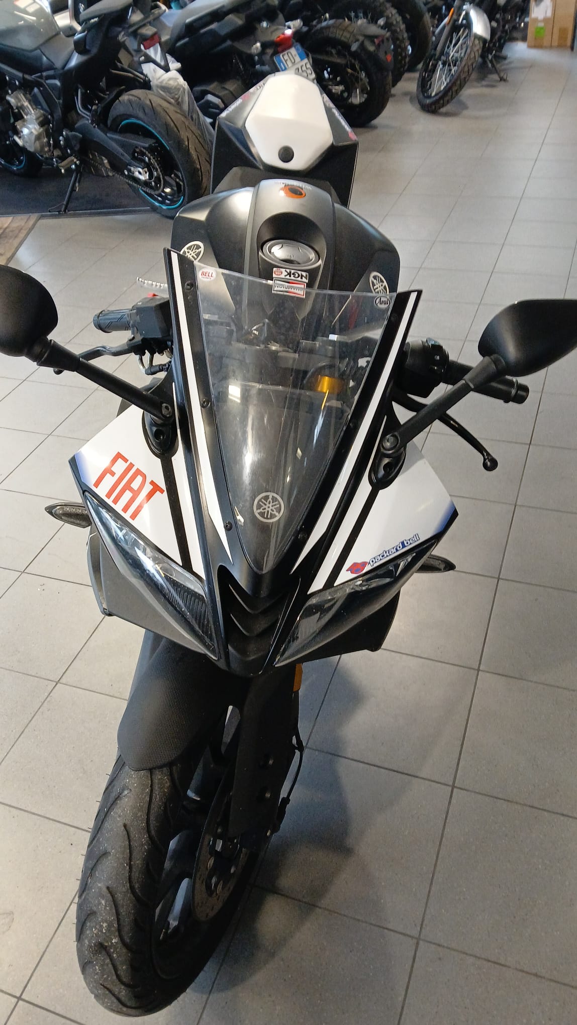 YAMAHA YZF125 R