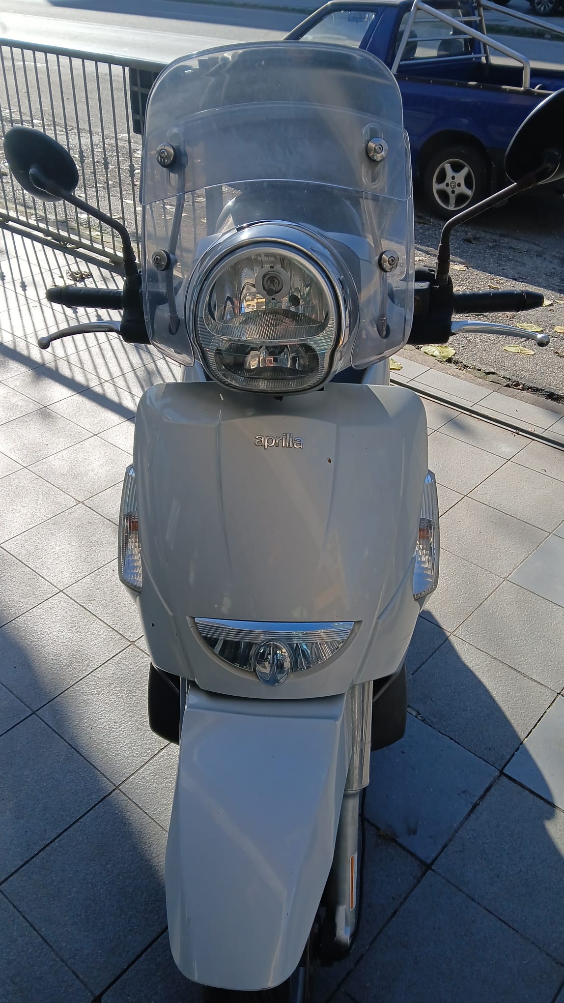 APRILIA SCARABEO 250