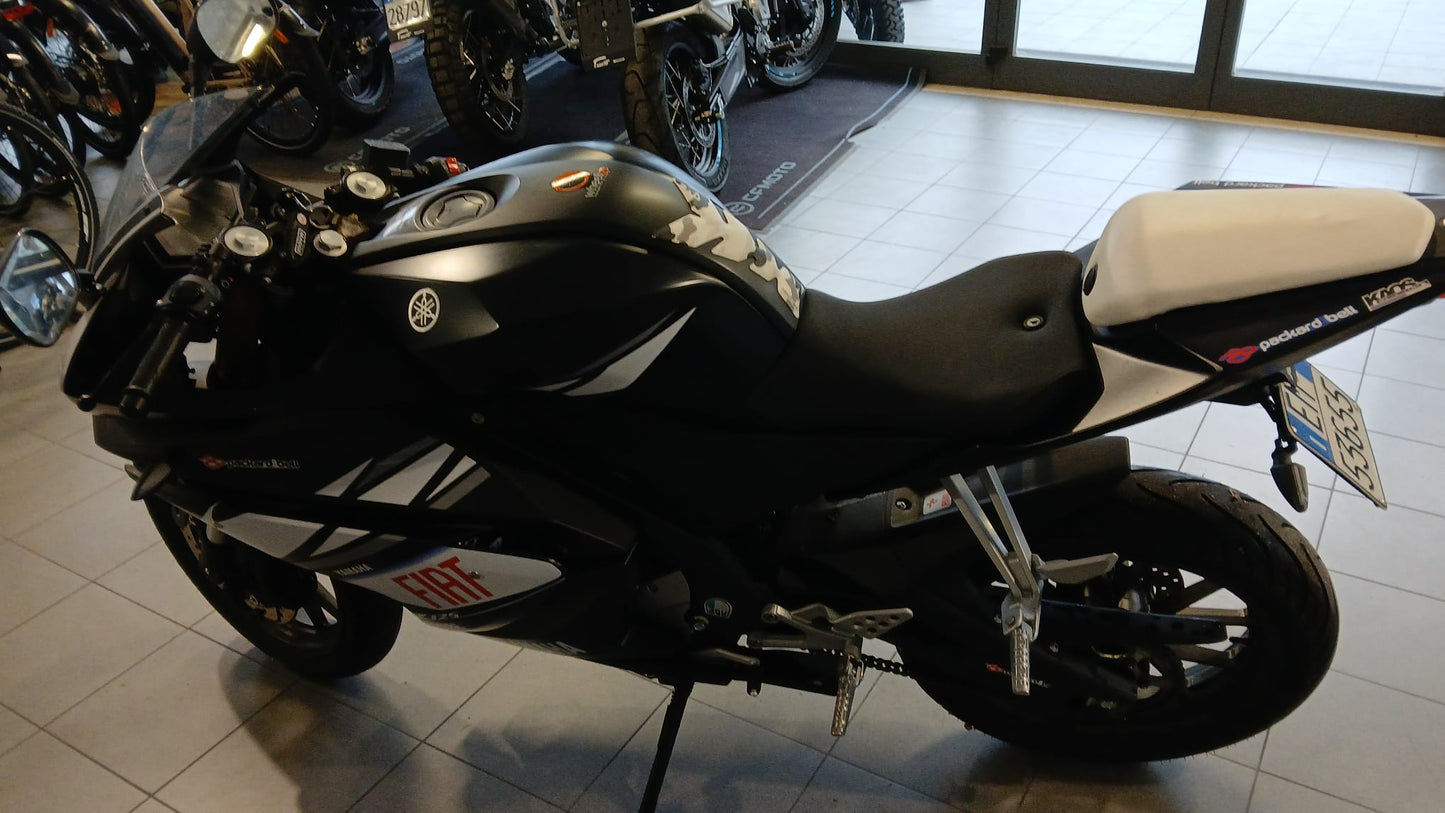YAMAHA YZF125 R