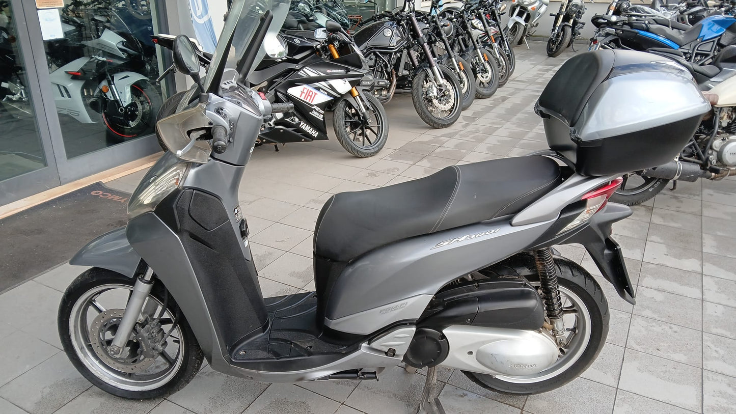 HONDA SH 300