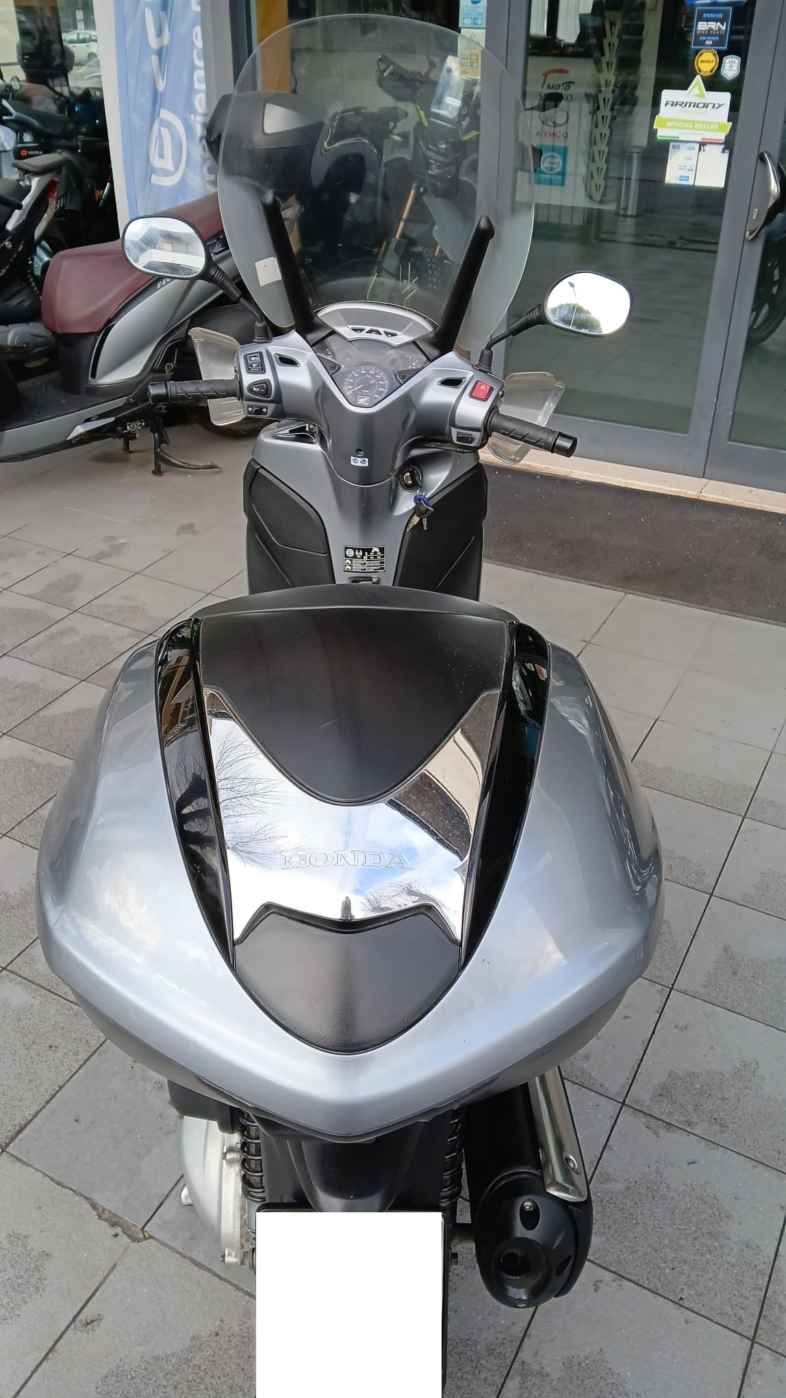 HONDA SH 300