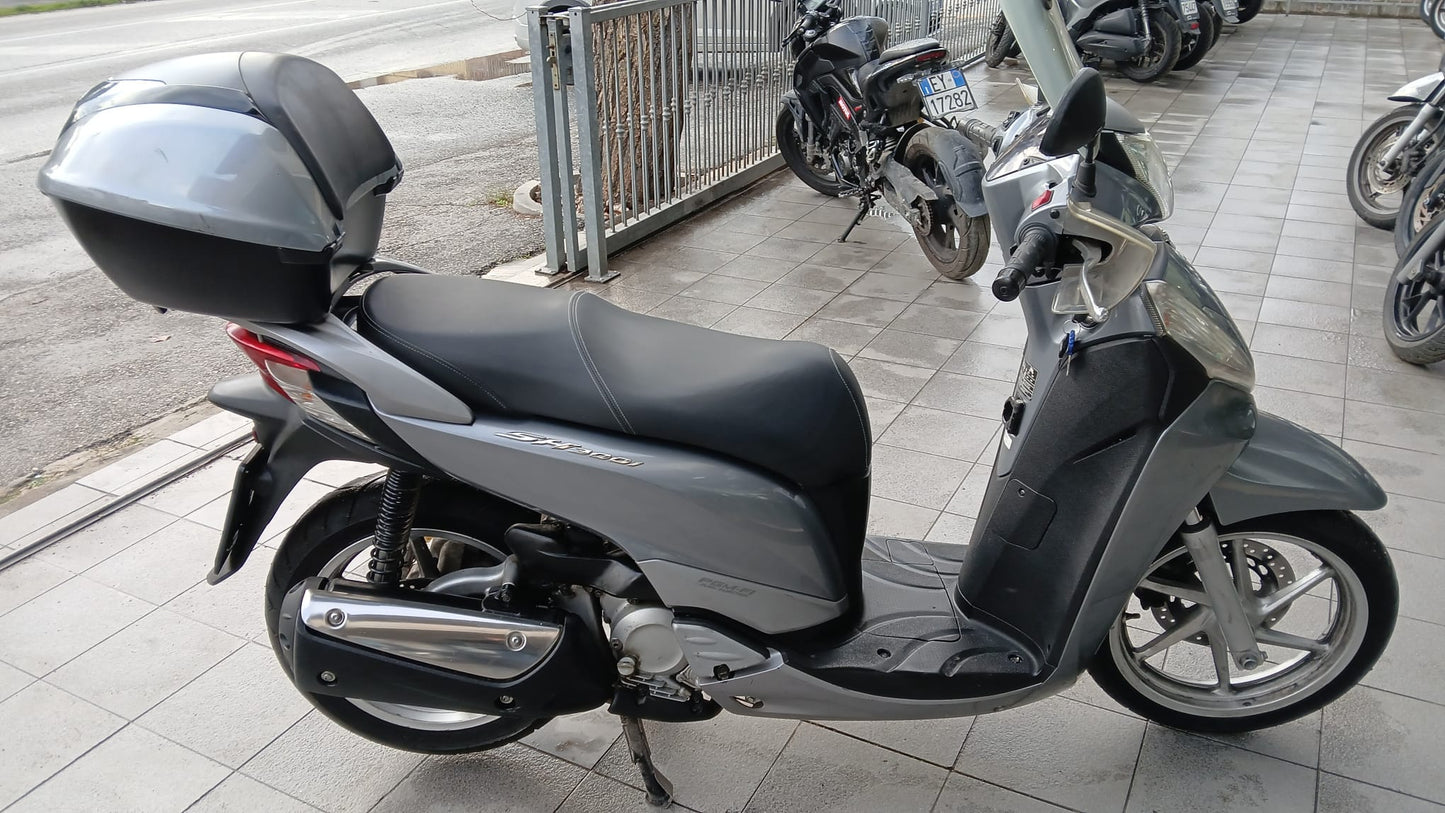 HONDA SH 300