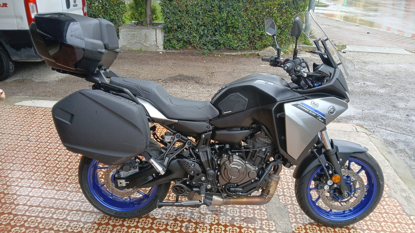 YAMAHA TRACER 7