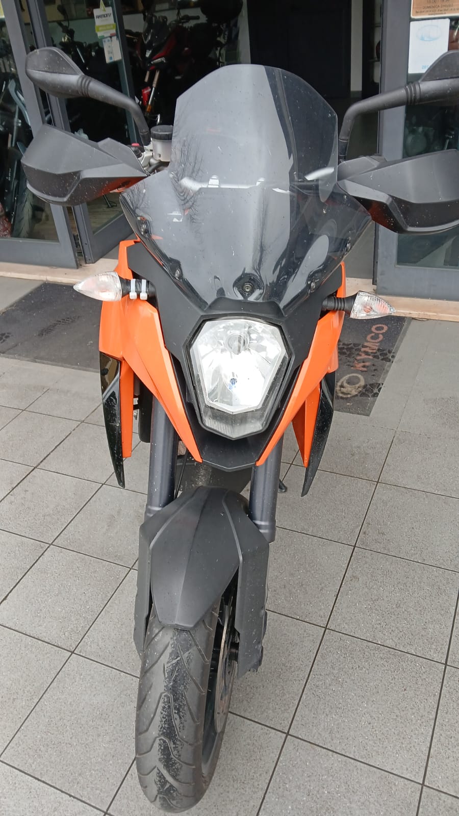 KTM 990