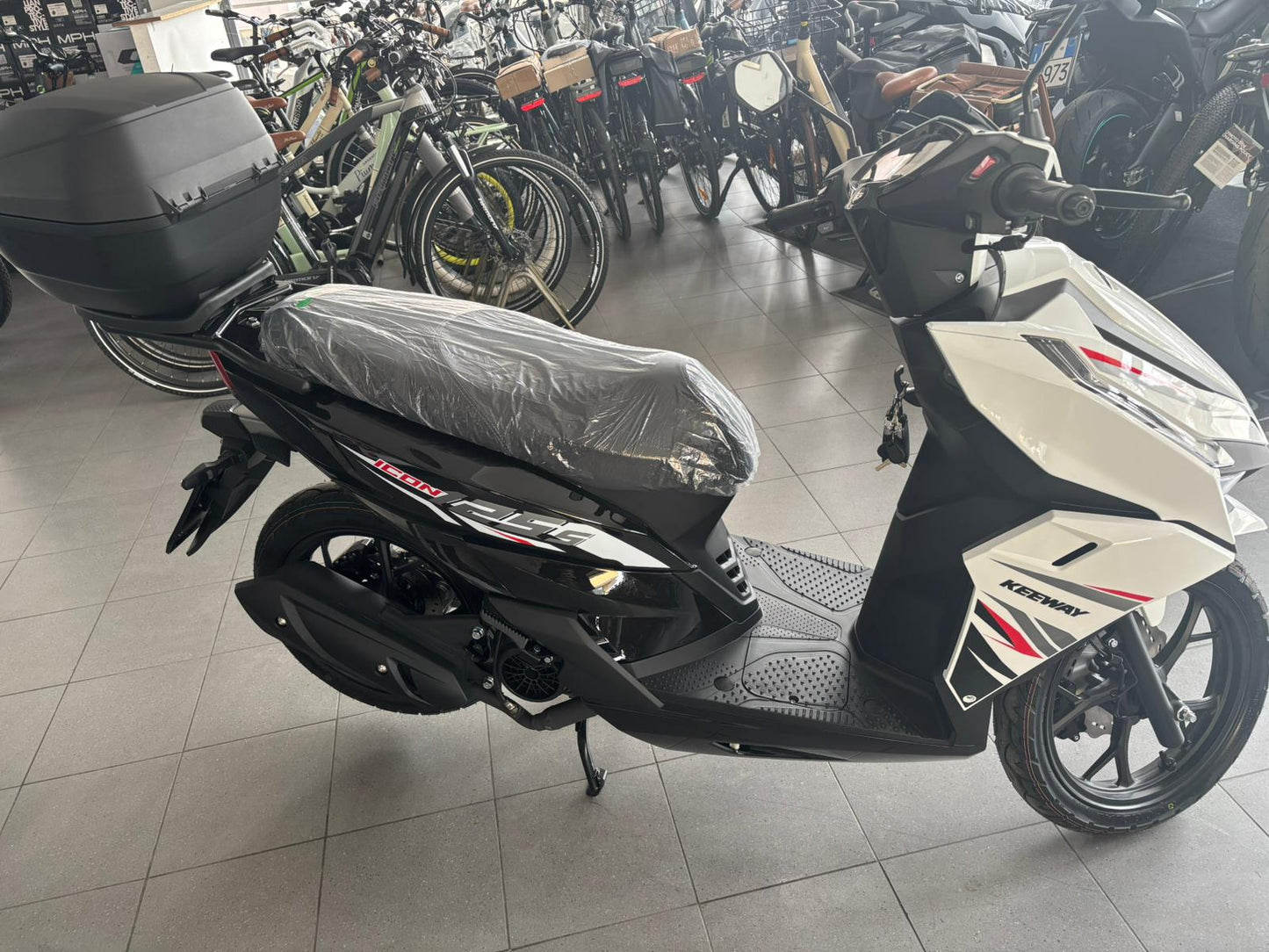 KEEWAY ICON 125