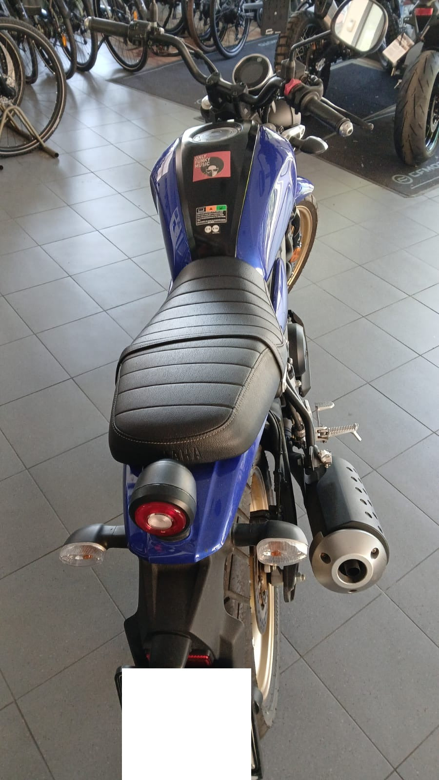 YAMAHA MT-125