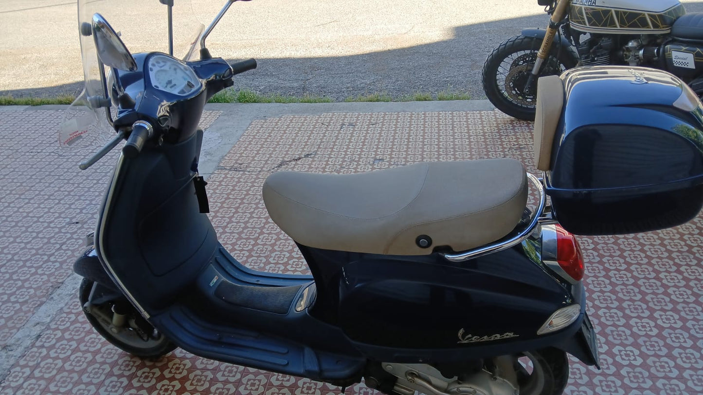 Vespa LX 50 4T - 2011