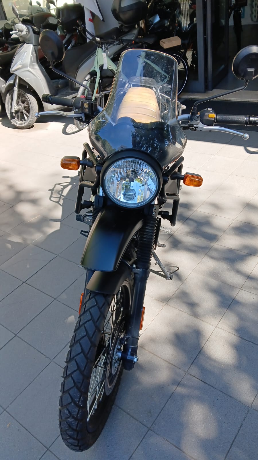 Royal Enfield Himalayan 411