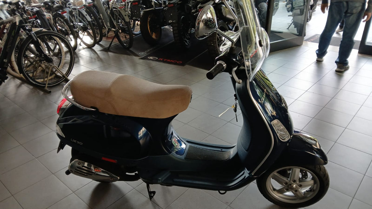 VESPA LX 50