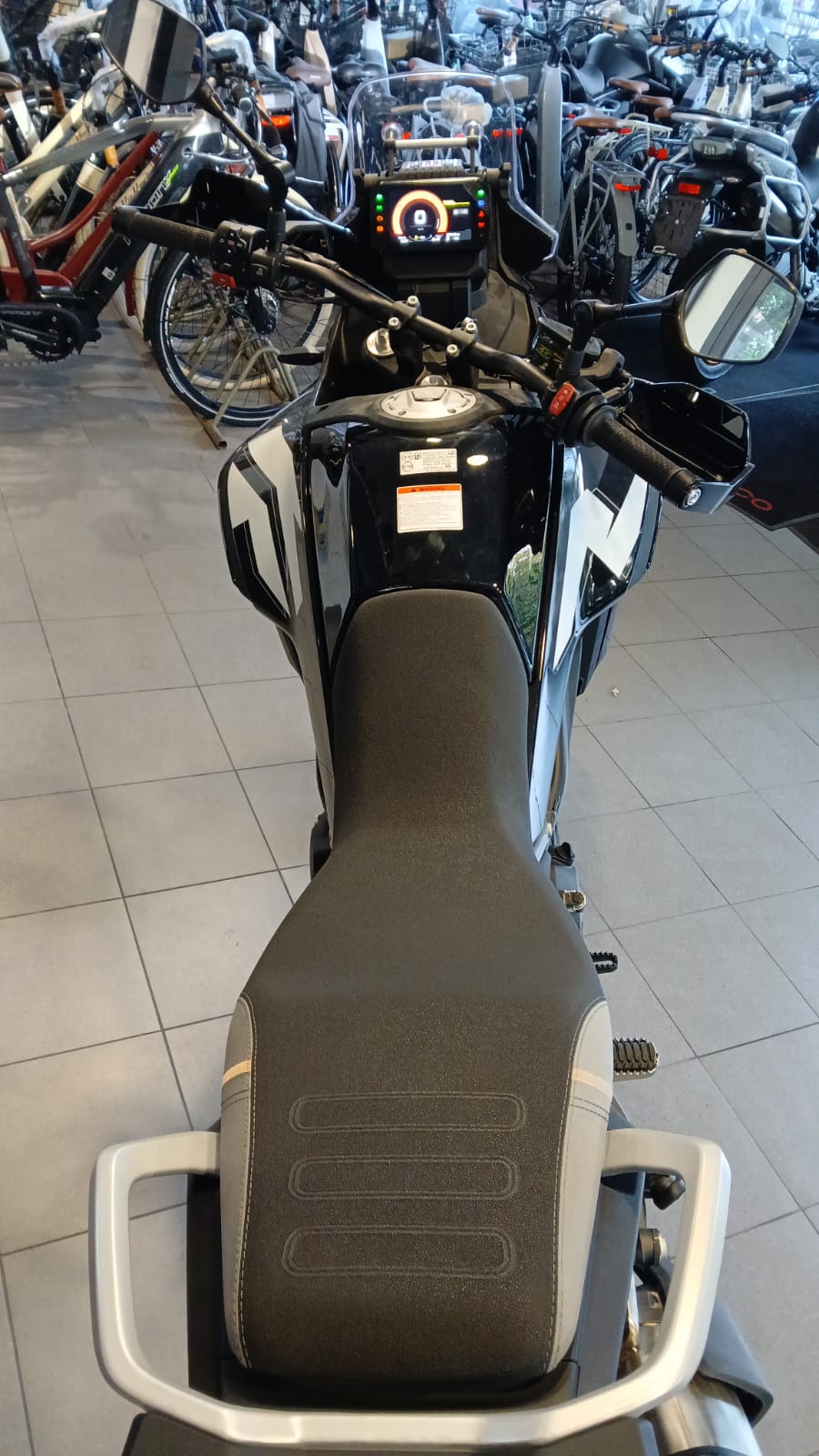 CFMOTO 450 MT